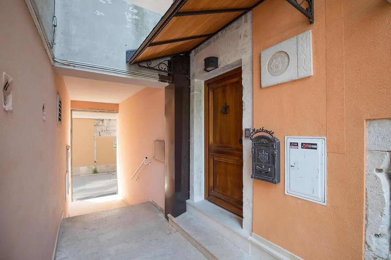 Domus Maximus Apartment Pula Croatia