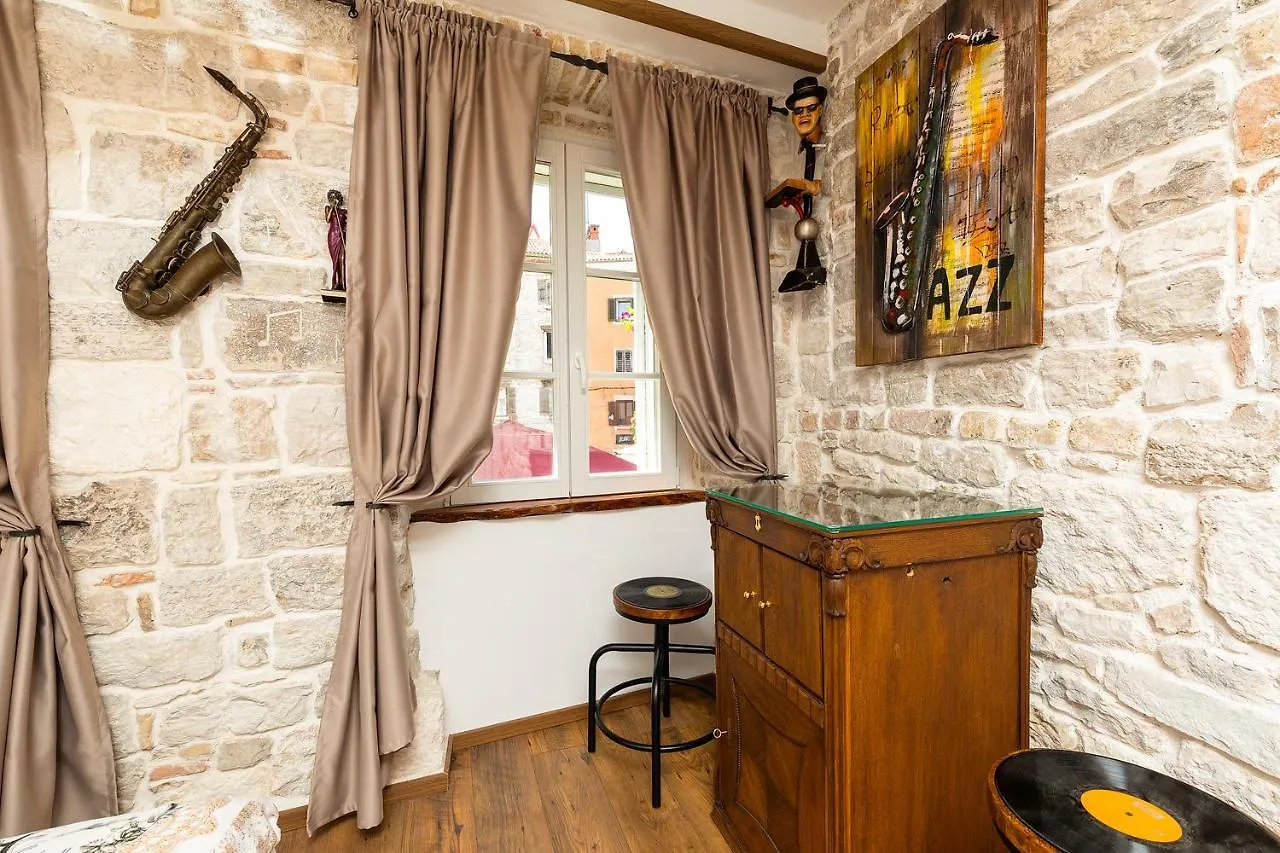 Domus Maximus Apartment Pula
