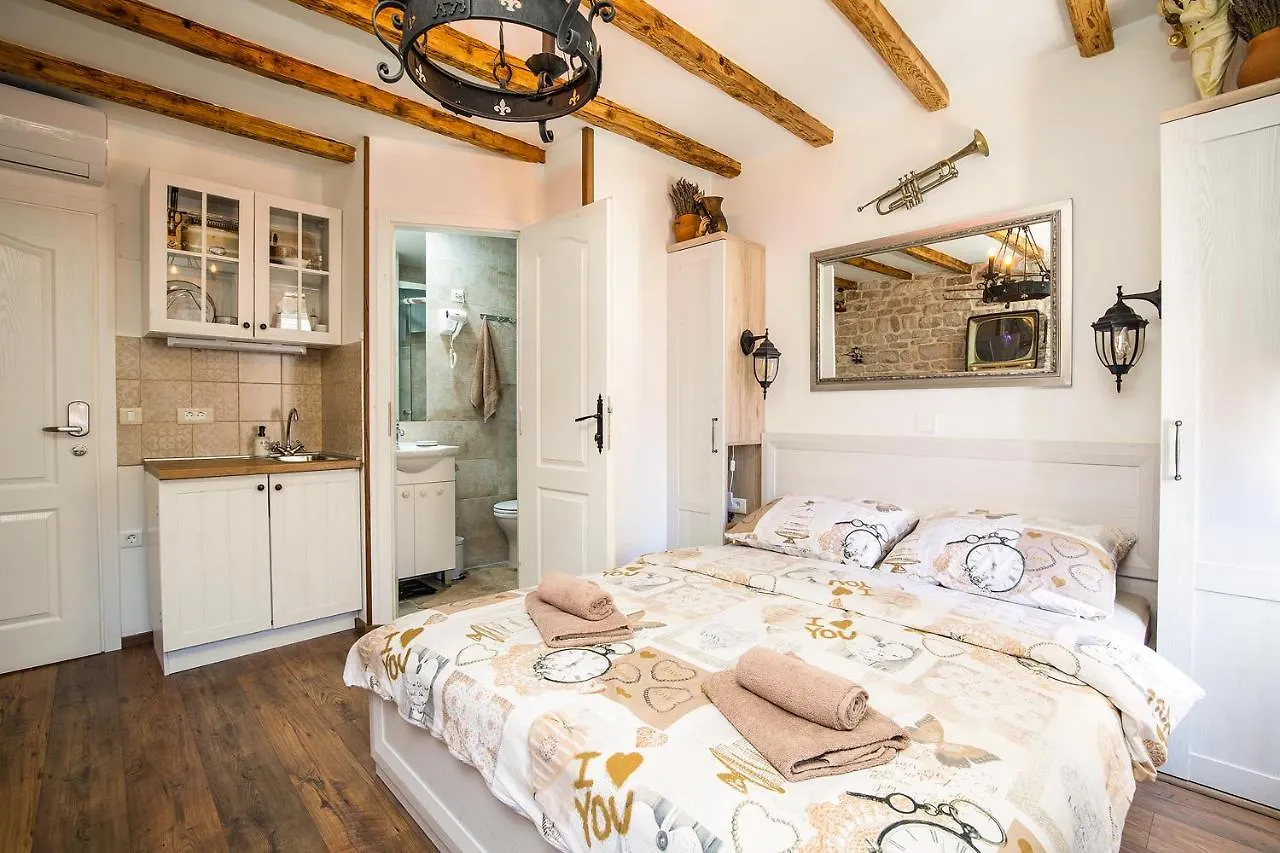 Domus Maximus Apartment Pula