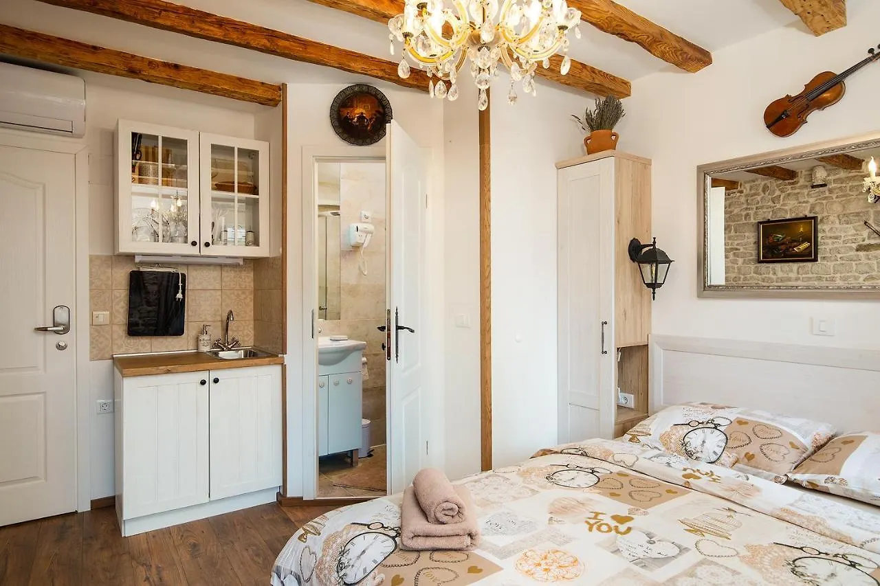 Domus Maximus Apartment Pula